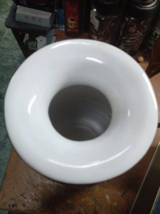 Jarrón antiguo vintage de cerámica