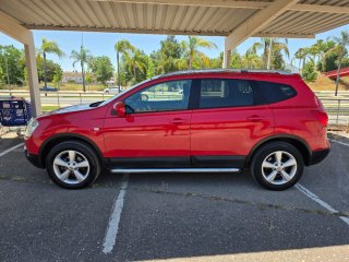 Nissan Qashqai+2 2010