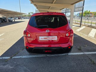 Nissan Qashqai+2 2010
