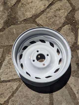 Llanta Peugeot 106 Rally 5,5J Se vende o compra