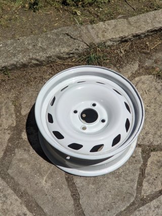 Llanta Peugeot 106 Rally 5,5J Se vende o compra