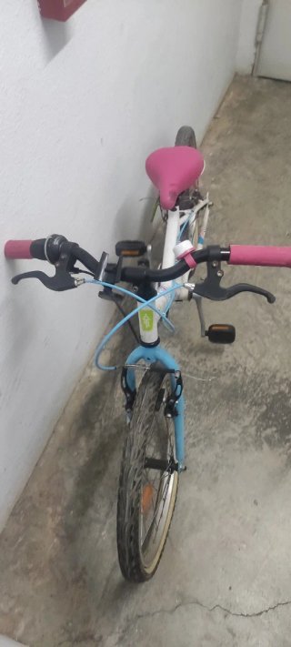 Bicicleta Infantil Btwin Blanca y Azul