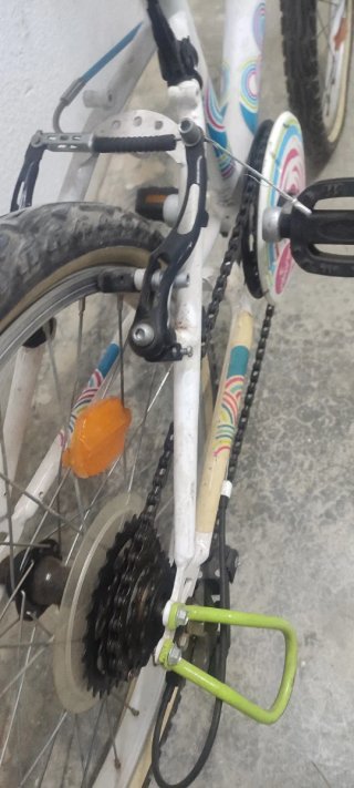 Bicicleta Infantil Btwin Blanca y Azul