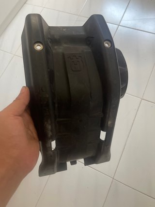 Cubrecarter Husqvarna Enduro Negro