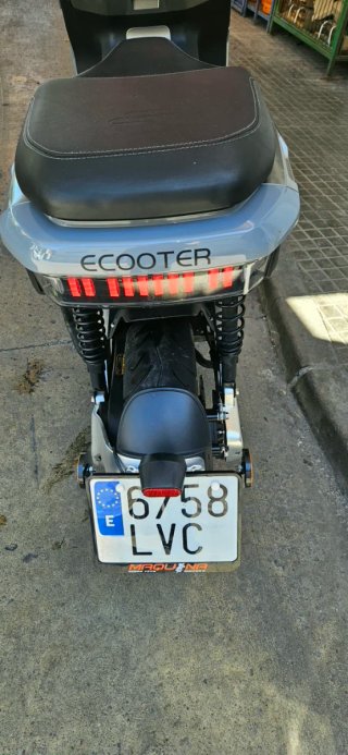 Moto Eléctrica Scooter Gris Automática