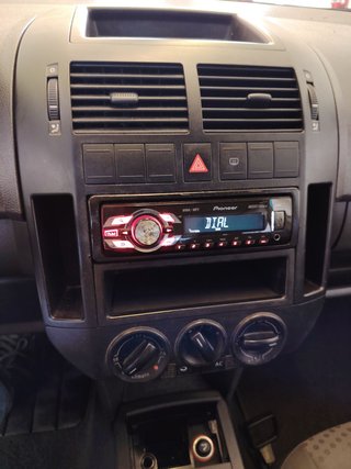 Volkswagen Polo 2003