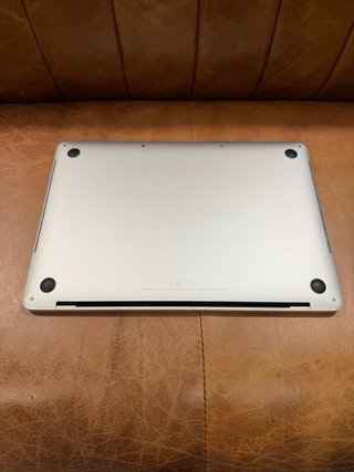 MacBook Pro, 13", 2016, Touch Bar, Plata