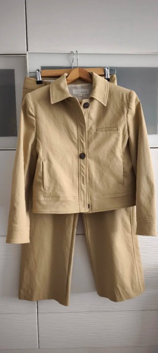 Traje chaqueta pantalón Zara, talla S, tostado.