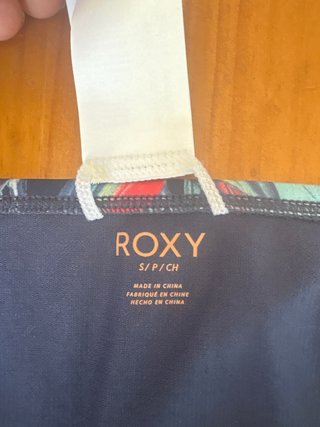 Bikini Roxy Talla L Top y Talla S Braguita