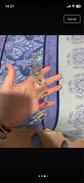 Cinturón holográfico multicolor y plateado
