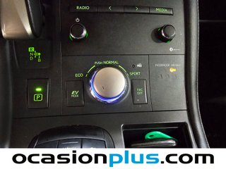 Lexus CT 200h Business 100 kW (136 CV)