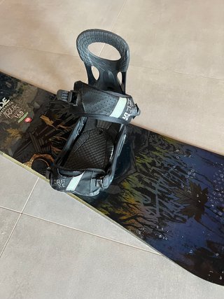 Tabla Snowboard Ride Berzerker 168W