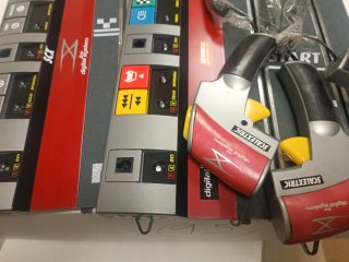 Material SCALEXTRIC digital system