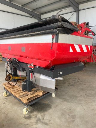 Abonadora Kverneland ISOBUS
