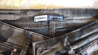 Pantalón pitillo Stradivarius, Talla 36