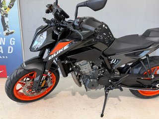 KTM 790 DUKE L Negra/Naranja