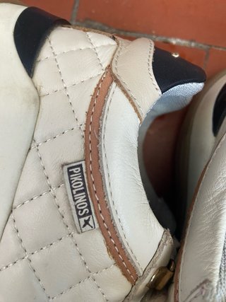 Zapatillas Pikolinos Piel Acolchada Crema