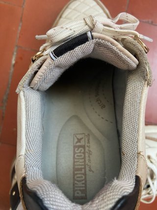 Zapatillas Pikolinos Piel Acolchada Crema