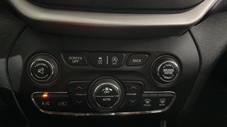 Jeep Cherokee 2.2 CRD Overland 4x4 Auto 147 kW (200 CV)