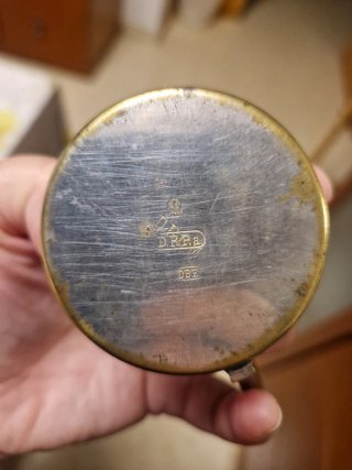 Antiguo colador para té hecho en Alemania
