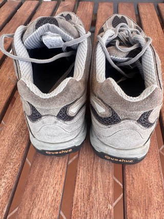 Zapatillas trekking Quechua beige/gris