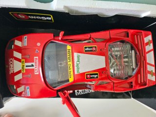 Ferrari F40 Evoluzione (1992) Bburago 1:18