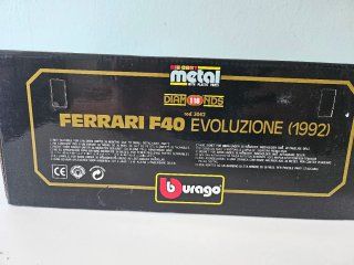 Ferrari F40 Evoluzione (1992) Bburago 1:18