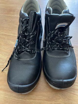 Zapatos de seguridad negros y amarillos t45