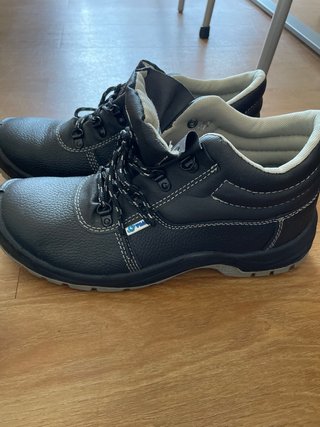 Zapatos de seguridad negros y amarillos t45