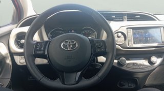 Toyota Yaris 1.5 100H Advance 74 kW (100 CV)