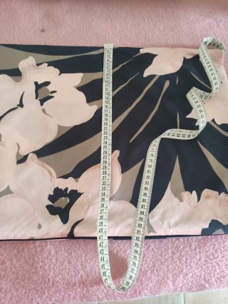 Tres fundas de cojín con estampado floral