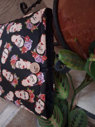 OFERTA 3X20€ 2X14€ Funda literaria FRIDA