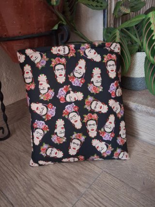 OFERTA 3X20€ 2X14€ Funda literaria FRIDA