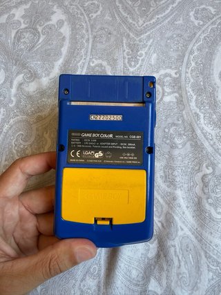 Nintendo Game Boy Color Amarillo Pokémon