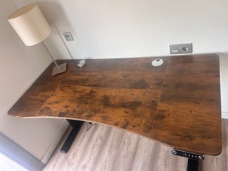 Mesa de trabajo elevable automática