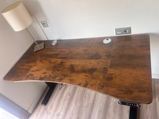 Mesa de trabajo elevable automática