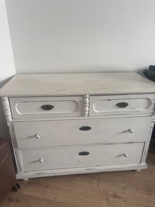 Cómoda de madera blanca, Recógelo hoy o mañana en