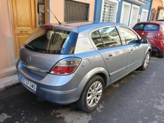 Opel Astra 2009