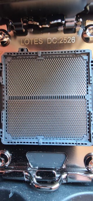 ASUS ROG CROSSHAIR X870E HERO BTF AMD Socket AM5
