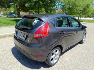 Ford Fiesta 1.4 Tdci 70CV, año 2010, ETIQUETA C,
