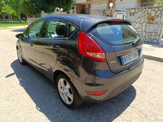 Ford Fiesta 1.4 Tdci 70CV, año 2010, ETIQUETA C,