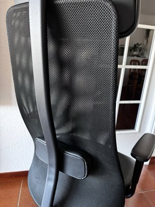 Silla de oficina ergonómica negra IKEA
