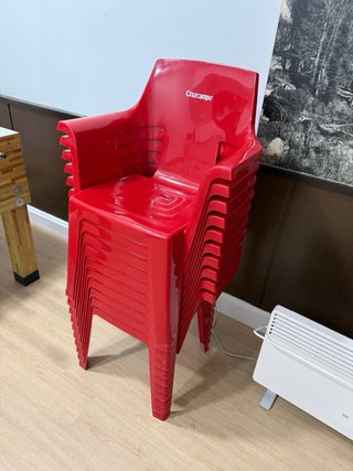 Silla Cruzcampo Roja Terraza Plástico.