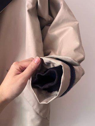 Chaqueta náutica beige y azul