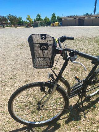 Bicicleta de paseo urbana en buen estado