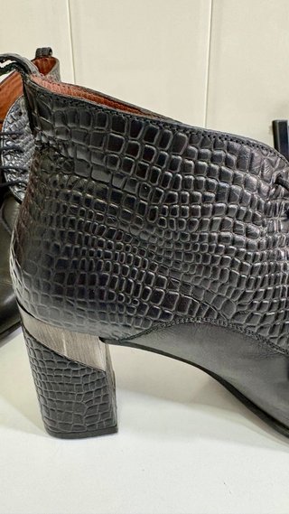 Botin negro Hispanitas