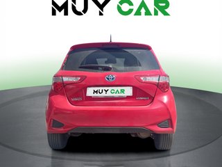 Toyota Yaris 1.5 100H Advance 74 kW (100 CV)