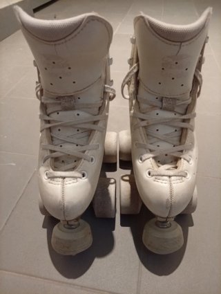 Patines blancos 4 ruedas