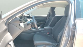 Peugeot 308 PureTech 130 S&S Allure 96 kW (130 CV)