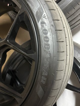 4 llantas joka luxe  y cubiertas Goodyear Eagle F1